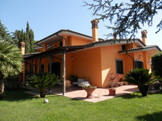 Maison &agrave; vendre: MONTEROTONDO (RM)