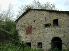Bourgade &agrave; vendre: STIA (AR)